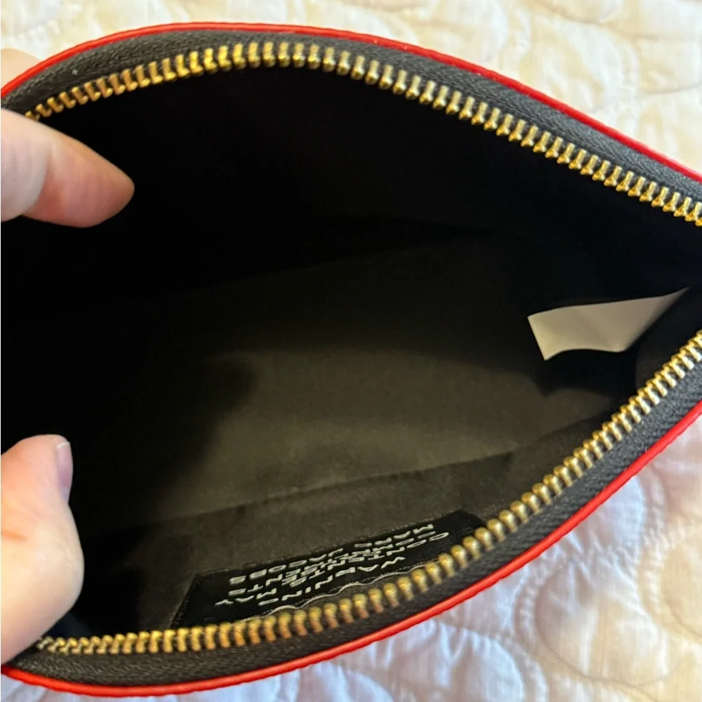 Marc Jacobs The Beauty Bag Cosmetic Bag Red Leather NWOT structured and stunning